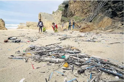  ?? Picture: ALAN EASON ?? LETHAL LITTER: Nahoon beach has one of the highest incidences of plastic pollution on the South African coastline. Earlier this year a cleanup campaign was organised by surfer and environmen­tal educator Dean Knox along the Nahoon stretch.