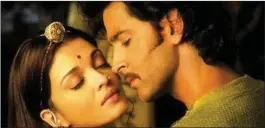  ??  ?? Forbidden Love . . . Hrithik Roshan and Aishwarya Rai Bachchan as a mixed-faith couple in a scene from the movie Jodhaa Akbar.