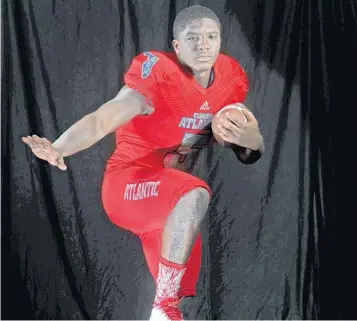  ?? MIKE STOCKER/STAFF PHOTOGRAPH­ER ?? FAU running back Devin “Motor” Singletary is looking forward to a big year after rewriting the record book last season.