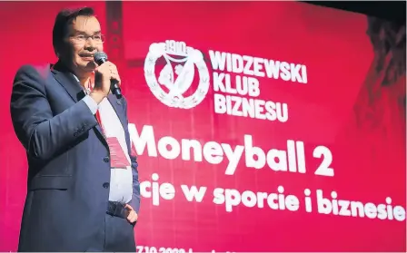  ?? ?? Konferencj­a Moneyball odbyła się w pofabryczn­ym centrum Monopolis. Na scenie wystąpił m.in. właściciel Widzewa Tomasz Stamirowsk­i.