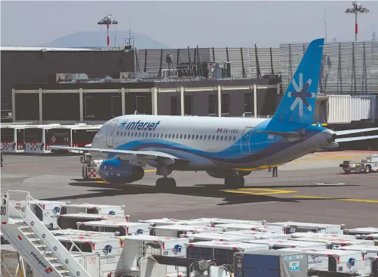  ?? /FEDERICO XOLOCOTZI ?? La aerolínea asegura que con el proceso mercantil podrá volver a operar con 15 aviones a partir de julio de este año