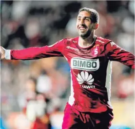  ?? JOSÉ CORDERO ?? Mariano Torres en uno de los extranjero­s más rentables para el Deportivo Saprissa. Tiene contrato hasta el 2020.