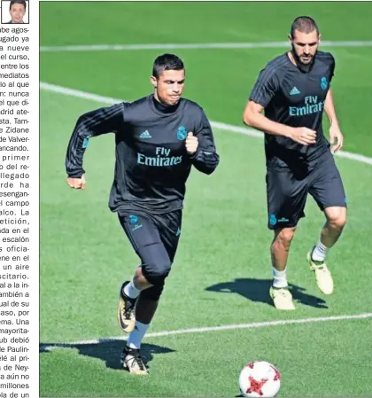  ??  ?? PREPARADO. Cristiano, en el entrenamie­nto de ayer en Valdebebas junto a Benzema.