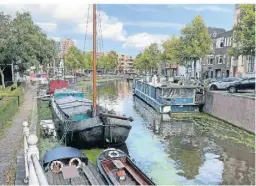  ?? FOTOS (2): CHRISTOPH DRIESSEN/DPA-TMN ?? Stadt am Wasser: Auch Grachten dürfen natürlich nicht fehlen.