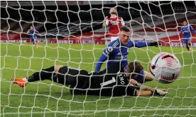  ??  ?? Jamie Vardy scores the winner. Photograph: Tom Jenkins/The Guardian