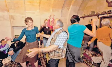  ?? RICK STEVES ?? Don’t be afraid to join a dance in Turkey: Just snap your fingers and shake your shoulders.
