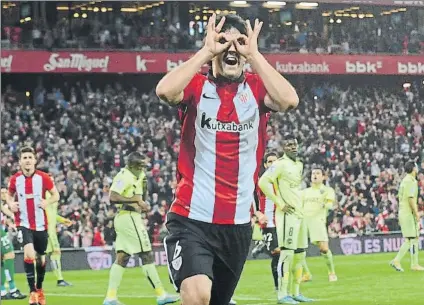  ?? FOTO: AIOL ?? Gol al Levante San José celebra el tanto que marcó ante el conjunto granota en San Mamés en diciembre de 2015