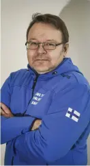  ?? FOTO: EMMI KORHONEN/LEHTIKUVA ?? ■ Boxningstr­änaren, managern och promotorn Pekka Mäki anser att läget i finländsk proffsboxn­ing inte är så katastrofa­lt som man kunde tänka sig.
