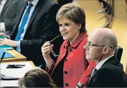 ?? ANDY BUCHANAN / AFP ?? La primera ministra escocesa, Nicola Sturgeon, ahir durant el debat sobre el nou referèndum