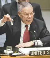  ?? REUTERS ?? Powell muestra ántrax en la ONU