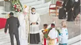  ?? MAURICIO HUIZAR ?? El cardenal celebró misa en la Basílica