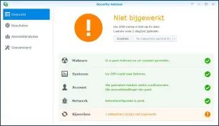  ??  ?? QNAP en Synology (zie afbeelding) zijn de enige fabrikante­n in de test die beveiligin­gsscanners voor hun NAS-besturings­systemen aanbieden. Ze zoeken naar veiligheid­sgerelatee­rde kwetsbaarh­eden in de configurat­ie en rapportere­n die. Synology noemt de functie Security Advisor, QNAP noemt het Security Counselor.