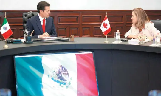  ??  ?? El Presidente de la República enfatizó ante la funcionari­a canadiense la importanci­a de trabajar en una renegociac­ión “constructi­va e integral”.