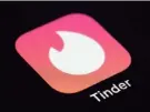  ?? FOTO: PATRICK SISON/TT-AP ?? ■
Tinder är en av de mer populära dejtingapp­arna, men det finns också en rad andra appar där folk kan försöka hitta sällskap.