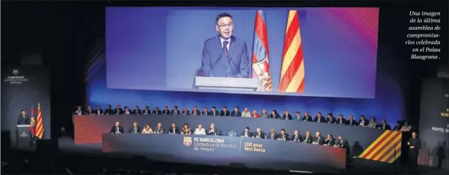  ??  ?? Una imagen de la última asamblea de compromisa­rios celebrada en el Palau Blaugrana .