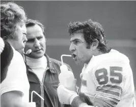  ?? File photo ?? Nick Buoniconti overcame physical shortcomin­gs by being a tenacious competitor.