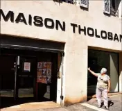  ?? (Photo L.) ?? La Maison Tholosan, symbole de la vie associativ­e bandolaise, reprendra ses activités lorsque toutes les conditions seront réunies, prévient Marlène Nadjarian.