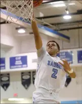  ?? Signal file photo ?? Adrian McIntyre scored 39 points for Saugus against Viewpoint on Wednesday.