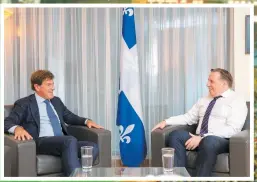  ?? PHOTO TIRÉE DE TWITTER ET D’ARCHIVES ?? L’homme d’affaires Stephen Bronfman et le premier ministre François Legault ont jasé de l’avenir du baseball à Montréal, hier.