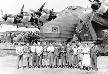  ?? Foto: Leopold Egger, Archiv Blaue Ente/Stadt Leipheim ?? Ein Foto aus den ersten Jahren des Fliegerhor­sts.