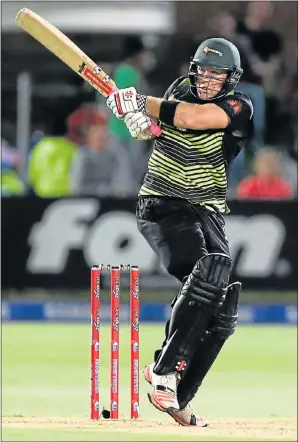  ?? Picture: RICHARD HUGGARD ?? SMASHING INNINGS: The Warriors’ Colin Ingram leads his side to victory during their T20 Challenge qualifier against the Highveld Lions at St George’s Park last night