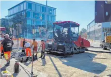  ?? FOTO: SIEGFRIED HEISS ?? Die Sanierung der Ravensburg­er B32-Stadtdurch­fahrt, die am 12. Juli begann, ist weitgehend abgeschlos­sen.