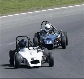  ??  ?? Depper leads Myall in the opening Historic 750 Formula race at Brands