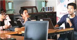  ?? DEBORA DANISA SITANGGANG/JAWA POS ?? PERTEMUAN VOLUME II: Penulis skenario film indie di Surabaya Theo Maulana (kanan) menjadi pembicara Writing Weekend di Kafe Food Coma, Jalan Ngagel Jaya Utara, pada Minggu (25/3).