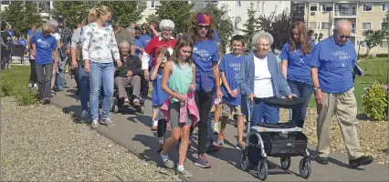  ?? SCOTT ANDERSON/SOUTHWEST BOOSTER ?? Approximat­ely 160 people participat­ed in Swift Current’s Parkinson Superwalk at Riverview Village Estates on September 1.