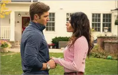 ??  ?? MATRIMONIO. Cooper (Vogel) y Billie (Shahi) son la pareja estable de la serie.