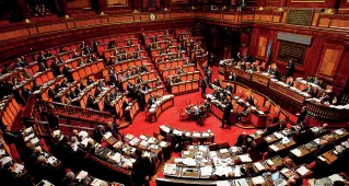  ??  ?? Parlamento Parte martedì l’iter del decreto fiscale, che contiene gli emendament­i per le bcc
