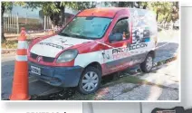  ?? CEDOC PERFIL ?? PRUEBAS. La camioneta en la que escaparon y fue baleada por la víctima cuando los ladrones huían. Allanamien­tos y detencione­s.