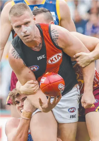  ?? Picture: AAP ?? FINE TOUCH: Jake Stringer was one of the Bombers’ best yesterday.