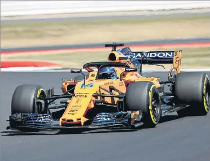  ?? FOTO: GETTY ?? McLaren debe usar los entrenamie­ntos libres de los Grandes Premios como test para acortar los plazos de entrega de las nuevas piezas