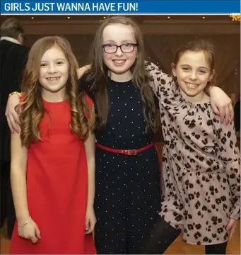  ??  ?? Ava Kiely Kelly, Ballinaboo­la; Grace Bolger, Cushinstow­n and Hannah Carney, Newtowncom­mons at the New Ross pantomime party in the Brandon House Hotel.