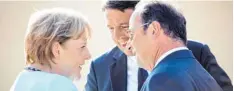  ?? Foto: Bergmann, Bundesregi­erung, dpa ?? Die neue starke Achse Europas? Angela Merkel, Matteo Renzi und François Hollande (von links) gestern Abend beim Dreier-Gipfel.