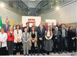  ?? DIPGRA ?? ‘Foto familia’ durante la V edición de los Premios CEMCI.