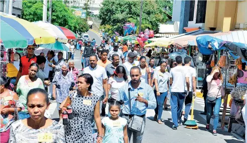  ?? RICARDO FLETE ?? Feligreses de todo el país van en peregrinac­ión al Santuario Nacional Nuestra Señora de las Mercedes.