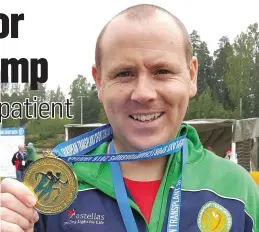  ??  ?? Listowel’s Alan Gleeson brandishin­g one of the two golds he clinched in the European Transplant and Dialysis Sports Championsh­ips in Finland.