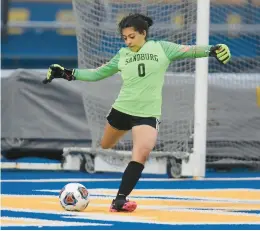  ?? STEVE JOHNSTON/DAILY SOUTHTOWN ?? Sandburg’s Guevara Alsheikh clears the ball against Lockport during Thursday’s a SouthWest Suburban Blue game in Orland Park.