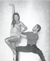  ??  ?? Vanessa Lachey and Maksim Chmerkovsk­iy are ready to bring their spouses to their knees.