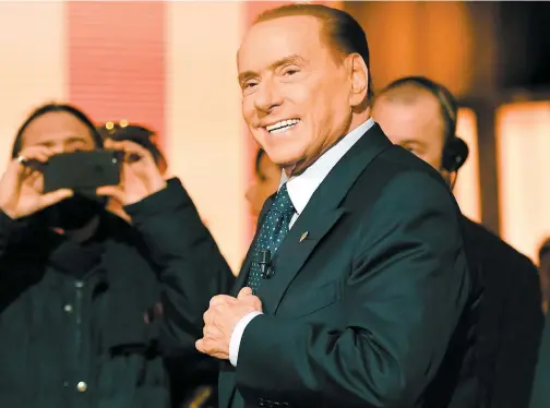 ?? PHOTO AFP ?? L’ancien chef de gouverneme­nt Silvio Berlusconi, lors de son passage sur le plateau d’une émission télé, le mois dernier.