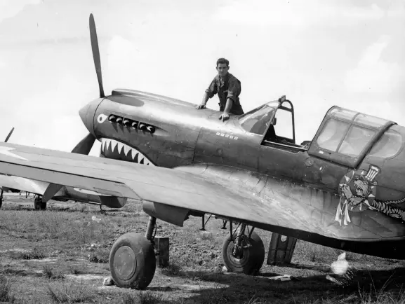  ??  ?? Though it never displayed the name, “Old Exterminat­or” was Col. Robert L. Scott’s P-40E as CO of the 23rd Fighter Group, which absorbed some Flying Tiger personnel when Jim Howard returned to the United States. (Photo courtesy of Stan Piet)