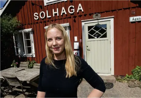  ?? Bild: OLA FOLKESSON ?? FYRA MEDALJER. Sara Wennerströ­m på Solhaga Stenugnsba­geri vann fyra medaljer under SM i mathantver­k.