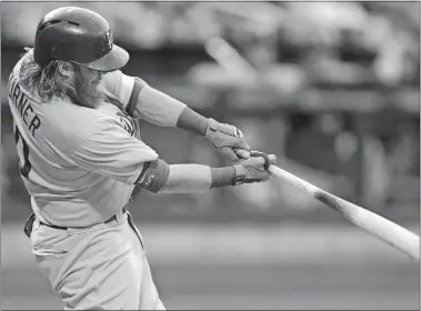  ?? FRANK FRANKLIN II/AP PHOTO ?? Ex-Met Justin Turner connects for an RBI double during the first inning of the Los Angeles Dodgers’ 7-2 win over the New York Mets on Friday night at Citi Field.