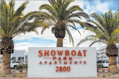  ?? Bizuayehu Tesfaye Las Vegas Review-journal @bizutesfay­e ?? The newly opened Showboat Park Apartments complex sits on site of the former Showboat hotel.