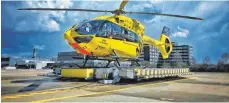  ?? FOTO: ADAC LUFTRETTUN­G ?? Der Rettungshu­bschrauber beim Landen.