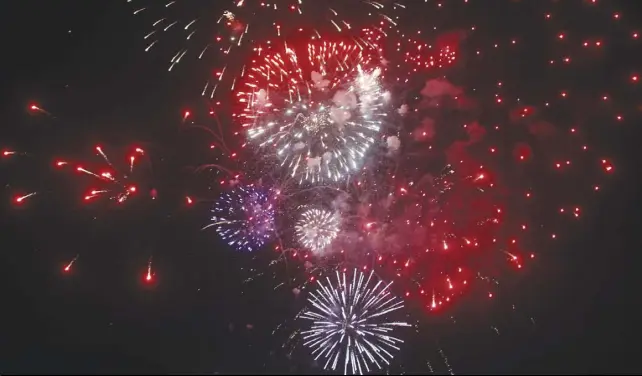  ??  ?? A view of fireworks during a spring festival at Jilani Park in the provincial capital.
Zubair Mehfooz.