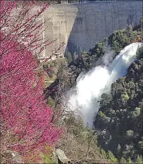  ?? Yuba County Water Agency ?? Water flows down the spillway at New Bullards Bar Reservoir.