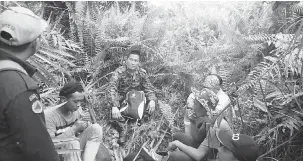  ??  ?? MUJUR: Tiga juruukur swasta dijumpai di kawasan hutan Kampung Telian, Ulu Penakup pagi semalam.